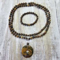 Jaspis ( „Regenbogen-Jaspis“) -Mala mit buntem Jaspis-Donut und Armband
