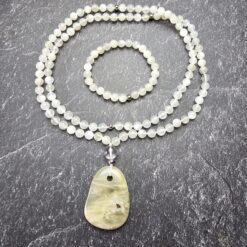 Mondstein-Mala, weiß, mit weißem Mondstein-Anhänger und Armband