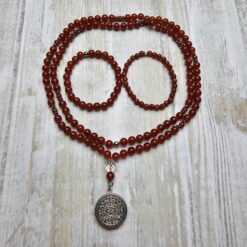 Rote Onyx/Achat-Mala mit Edelstahlanhänger und zwei Armbändern