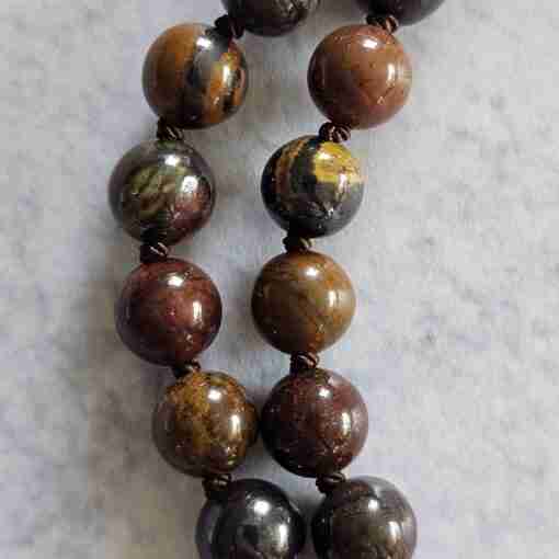 Tigereisen-Mala (1) mit Tigereisen-Anhänger (Freiform) und Armband – Bild 19