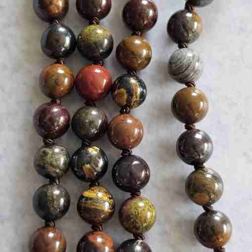 Tigereisen-Mala (1) mit Tigereisen-Anhänger (Freiform) und Armband – Bild 2