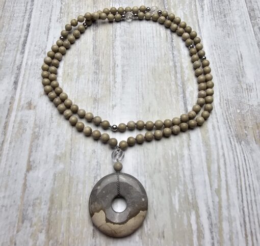 Flint (Feuerstein) -Bergkristall-Mala (1) mit großem Flint-Donut und Armband – Bild 3