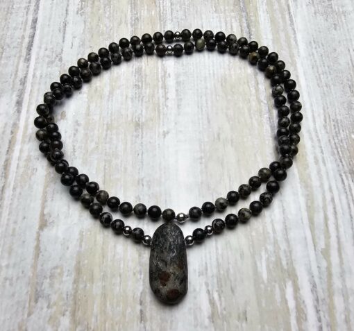 Hornblende-Mala mit Hornblende-Anhänger und Armband – Bild 3