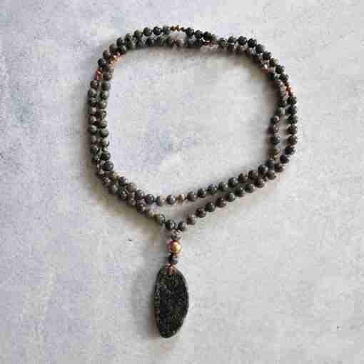 „Yooperlite“-Kupfer-Mala mit „Yooperlite“-Anhänger und passendem Armband – Bild 3