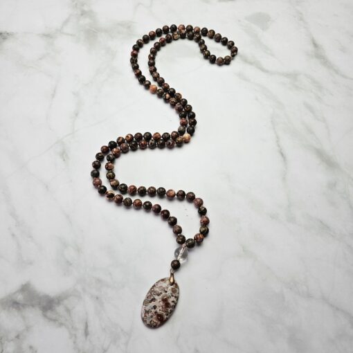 Meta-Rhyolith ("Leopardenstein") -Mala mit einem „Leopardenstein“-Anhänger – Bild 4