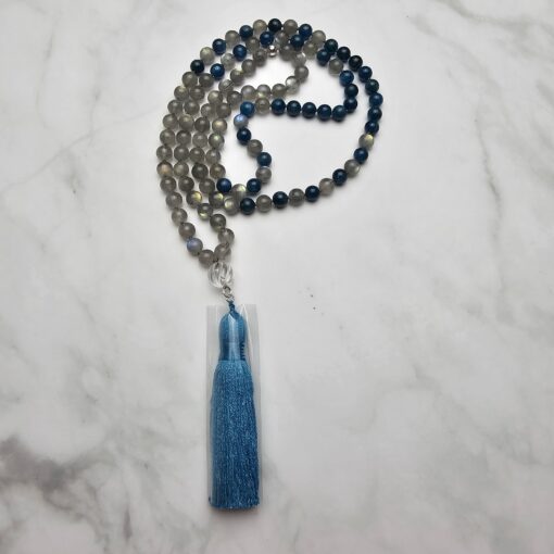 Labradorit-Apatit (blau) -Mala mit Baumwollquaste und Armband – Bild 5