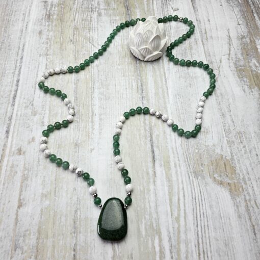 Aventurinquarz (grün) -Magnesit-Mala mit grünem Aventurinquarz-Anhänger und Armband – Bild 7