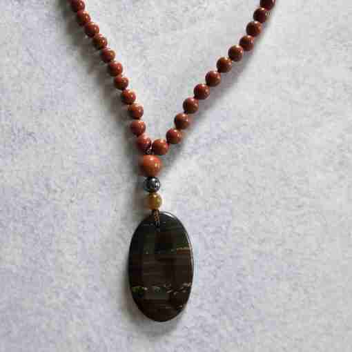 Hämatit-Jaspis (rot) -Tigeraugen-Mala (2) mit ovalem Tigereisen-Anhänger – Bild 6