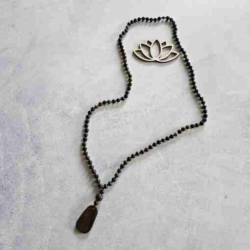 Tigereisen-Mala (1) mit Tigereisen-Anhänger (Freiform) und Armband – Bild 7