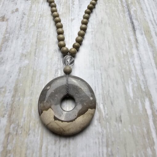 Flint (Feuerstein) -Bergkristall-Mala (1) mit großem Flint-Donut und Armband – Bild 8