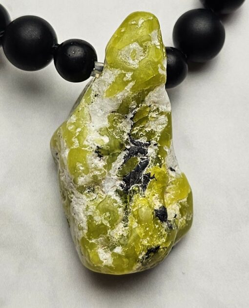 Lizardit (Serpentin) -Obsidian (matt) -Mala (2) mit Lizardit-Anhänger – Bild 8