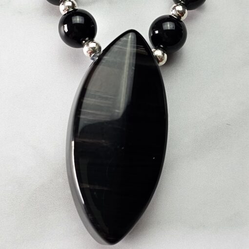 Obsidian („Lamellenobsidian“) -Mala, mit „Lamellenobsidian“-Navette und Armband – Bild 8