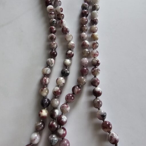 Eudialyt-Mala (1) mit Seidenquaste – Bild 8