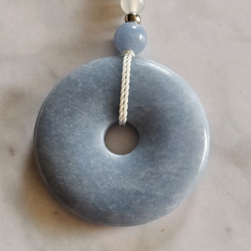 Angelit-Achat (weiß) -Mala mit Angelit-Donut und 2 Armbändern – Bild 10