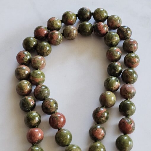 „Unakit“ (Epidot-Feldspat) -Mala mit einem „Unakit“-Donut – Bild 11