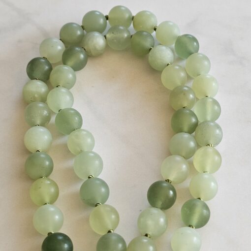 Serpentin-Mala, matt, mit Seidenquaste und Armband – Bild 12