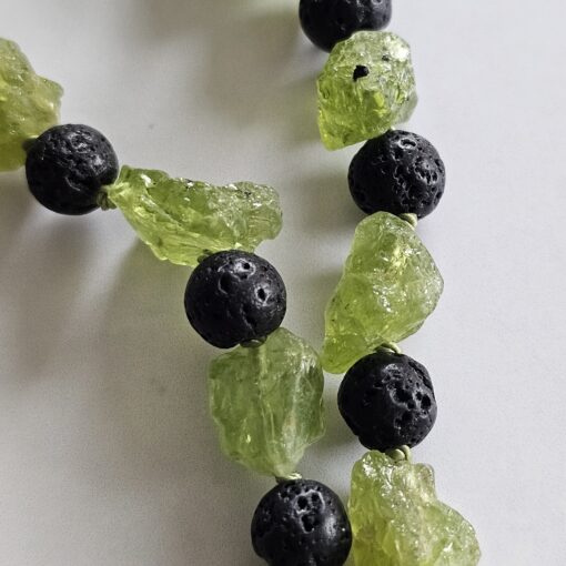 Lava-Peridot-Mala – Bild 14