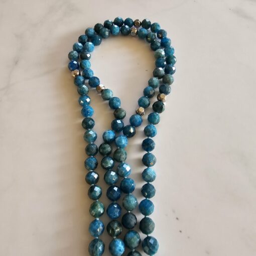 Apatit-Mala, blau und facettiert, mit blauem Apatit-Anhänger und Armband – Bild 14