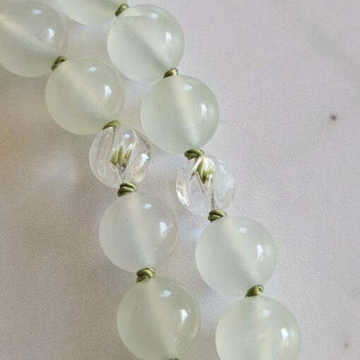 Serpentin („China Jade“) -Bergkristall-Mala mit Serpentin-Anhänger – Bild 14