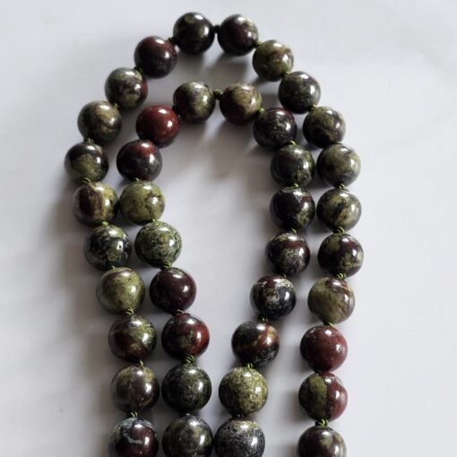 Jaspis („Drachenblut-Jaspis“) -Mala mit „Drachenblut-Jaspis“-Anhänger und Armband – Bild 14