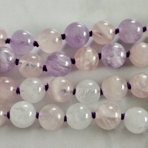 Amethyst (Lavendelamethyst) -Rosenquarz-Schneequarz-Mala mit Edelstahlanhänger – Bild 14
