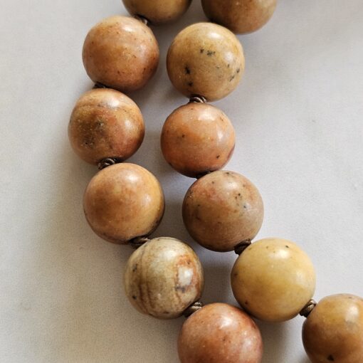 Jaspis-Mala, naturfarben und matt (3), mit Printstone-Anhänger in Freiform – Bild 15