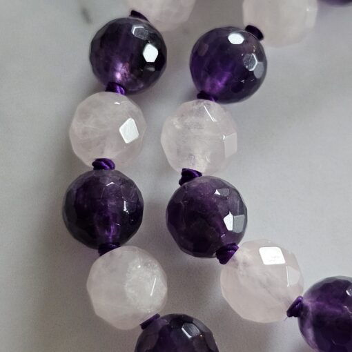 Amethyst (dunkel) -Rosenquarz-Bergkristall-Mala, facettiert, mit Anhänger aus 925 Sterlingsilber – Bild 16