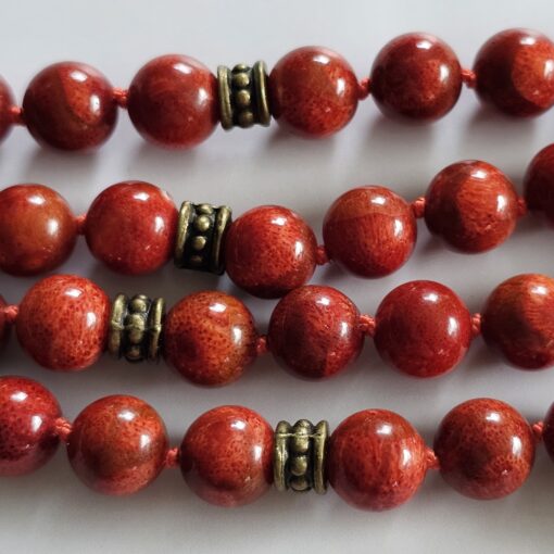 Korallen (rote Schaumkoralle) -Mala mit bronzefarbenem Anhänger und Armband – Bild 16