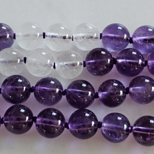 Amethyst-Milchquarz-Mala (1) mit Seidenquaste – Bild 16