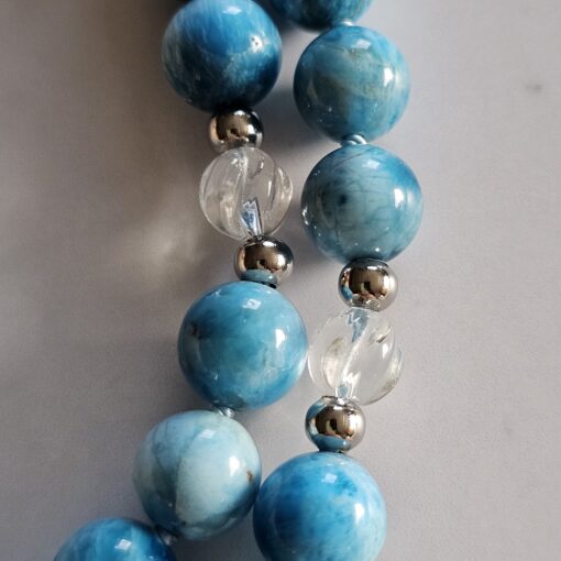 Apatit (hellblau) -Bergkristall-Mala mit hellblauer Apatit-Navette und Armband  – Bild 17