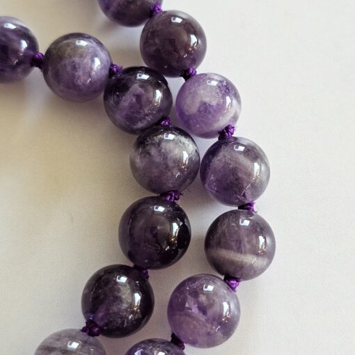 Amethystquarz („Chevron-Amethyst“) -Mala mit „Chevron-Amethyst“-Anhänger und Armband – Bild 20