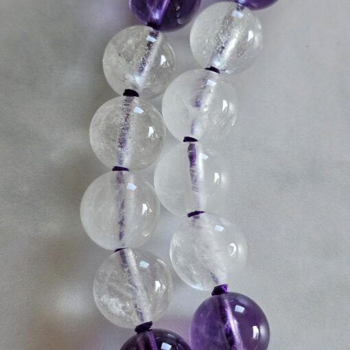 Amethyst-Milchquarz-Mala (1) mit Seidenquaste – Bild 21