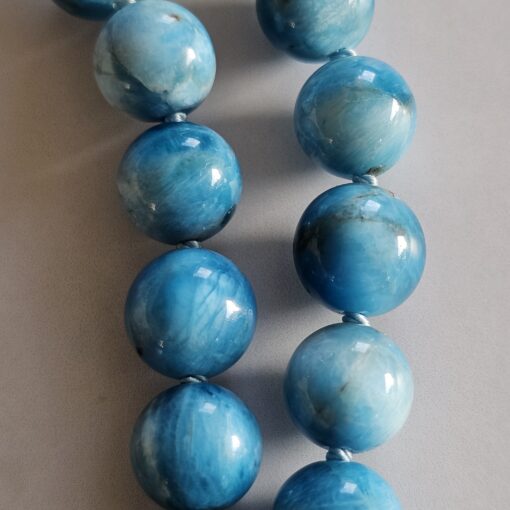 Apatit (hellblau) -Bergkristall-Mala mit hellblauer Apatit-Navette und Armband  – Bild 20