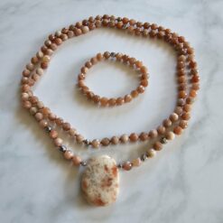 Sonnenstein-Mala, facettiert (2), mit Sonnenstein-Anhänger und Armband