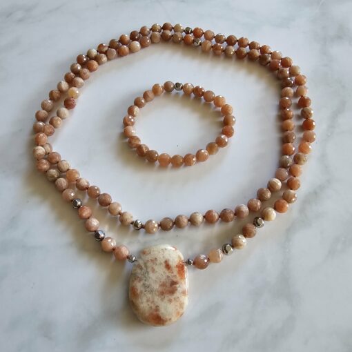 Sonnenstein-Mala, facettiert (2), mit Sonnenstein-Anhänger und Armband