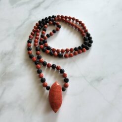Korallen (rote Schaumkoralle) -Lava-Mala (1) mit roter Schaumkorallen-Navette