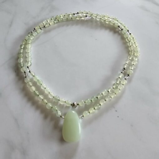 Serpentin-Bergkristall-Mala mit Serpentin-Anhänger – Bild 3