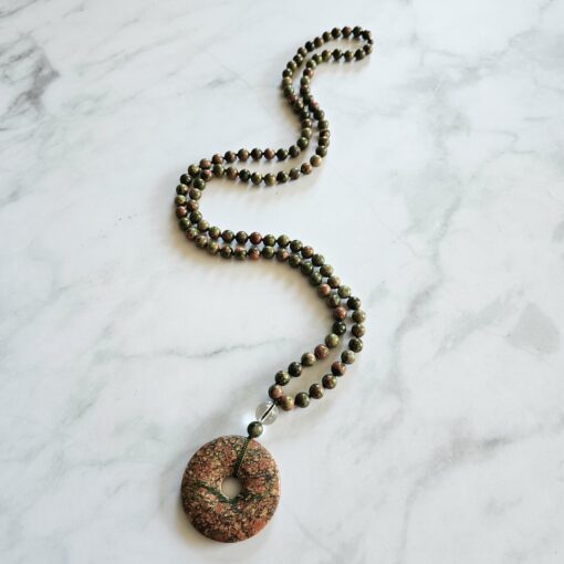 „Unakit“ (Epidot-Feldspat) -Mala mit einem „Unakit“-Donut – Bild 4