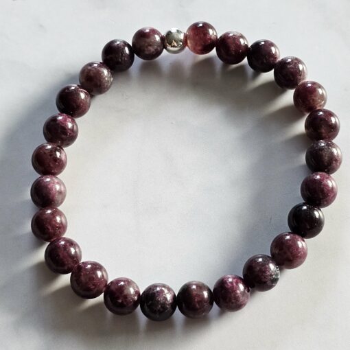 Eudialyt-Turmalin (schwarz) -Mala (2) mit Eudialyt-Anhänger und Armband – Bild 4