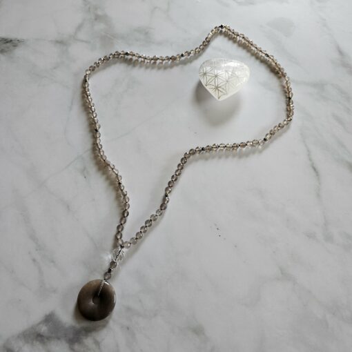 Achat-Mala, grau und facettiert, mit grauem Mondstein-Donut – Bild 5