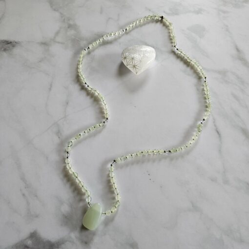 Serpentin-Bergkristall-Mala mit Serpentin-Anhänger – Bild 5
