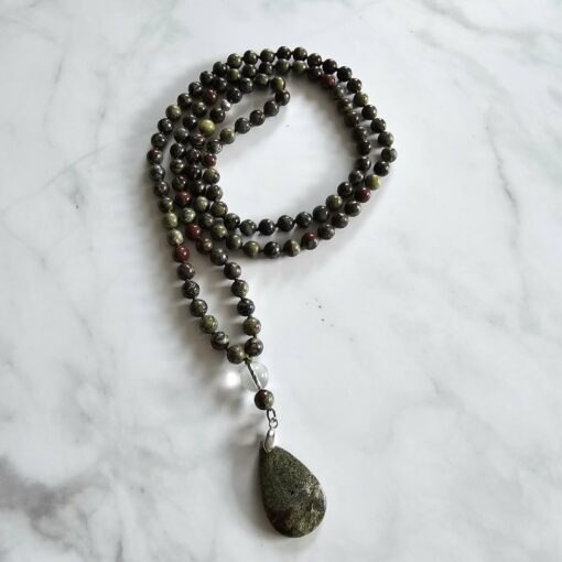 Jaspis („Drachenblut-Jaspis“) -Mala mit „Drachenblut-Jaspis“-Anhänger und Armband – Bild 5