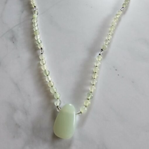 Serpentin-Bergkristall-Mala mit Serpentin-Anhänger – Bild 6
