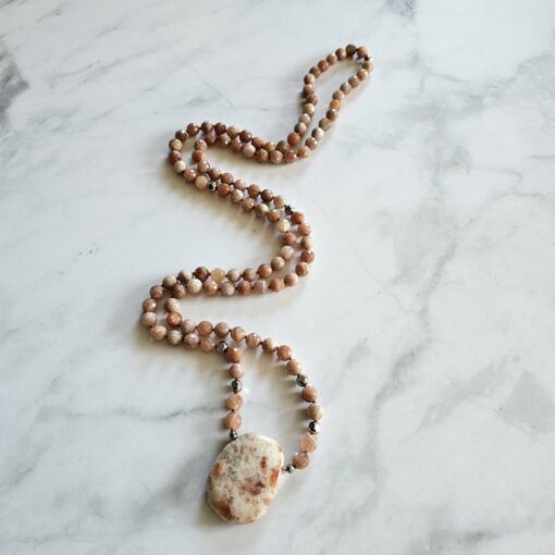 Sonnenstein-Mala, facettiert (2), mit Sonnenstein-Anhänger und Armband – Bild 6