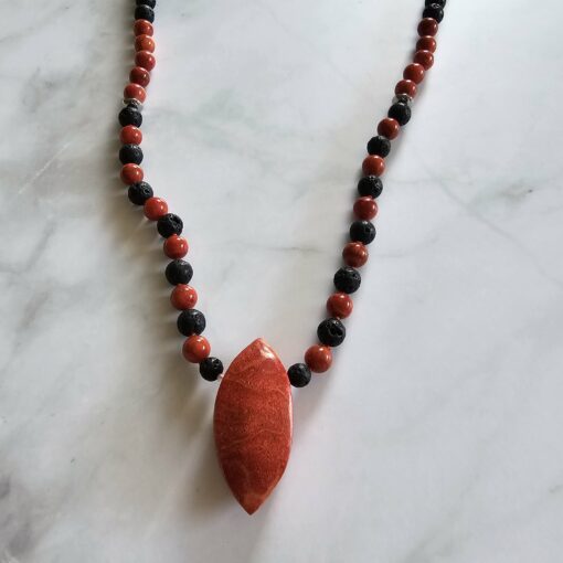 Korallen (rote Schaumkoralle) -Lava-Mala (1) mit roter Schaumkorallen-Navette – Bild 6