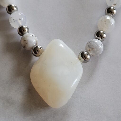 Opal-Mala, „Dendritenopal“, mit „Milchopal“-Anhänger – Bild 7