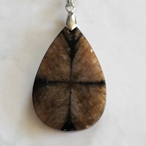 Chiastolith (Andalusit) -Mala mit Chiastolith-Anhänger und Armband – Bild 9
