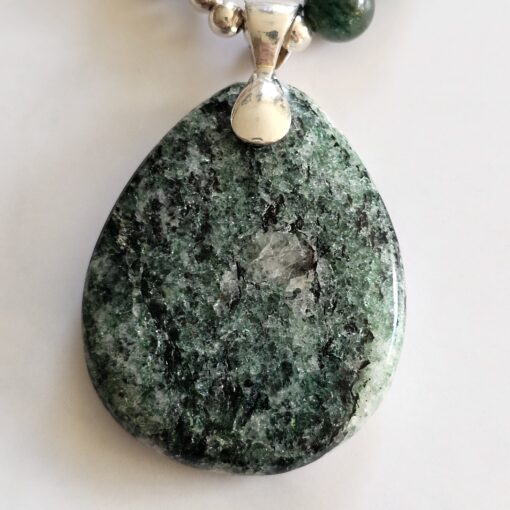 Fuchsit-Mala mit Fuchsit-Anhänger und Armband – Bild 9