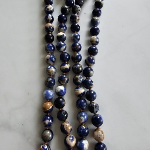Sodalith (mit Calcit) -Kupfer-Mala mit Sodalith (mit Calcit) -Anhänger – Bild 9