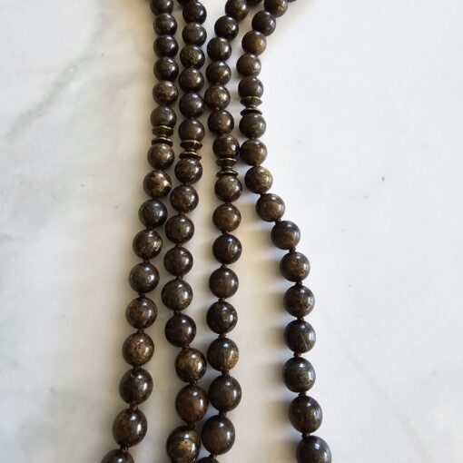 Bronzit-Mala mit Bronzit-Anhänger und Armband – Bild 11